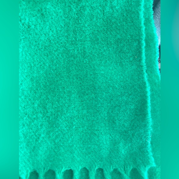 Scarf soft Green scarf polyester scarf green scarf - Picture 5 of 5